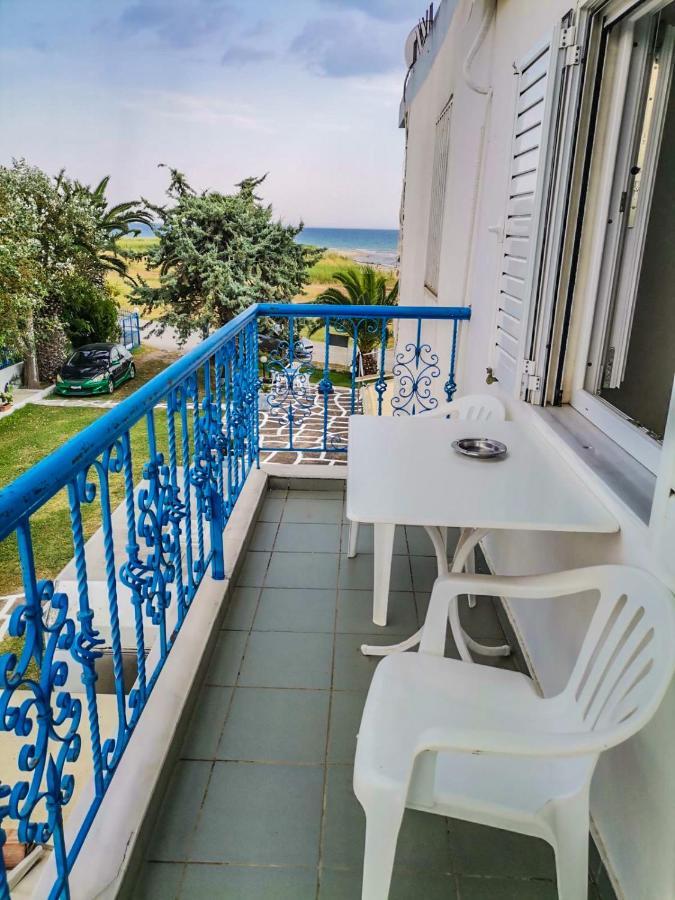 Galinis' Sea Front Studios Nea Kallikrateia Exterior photo
